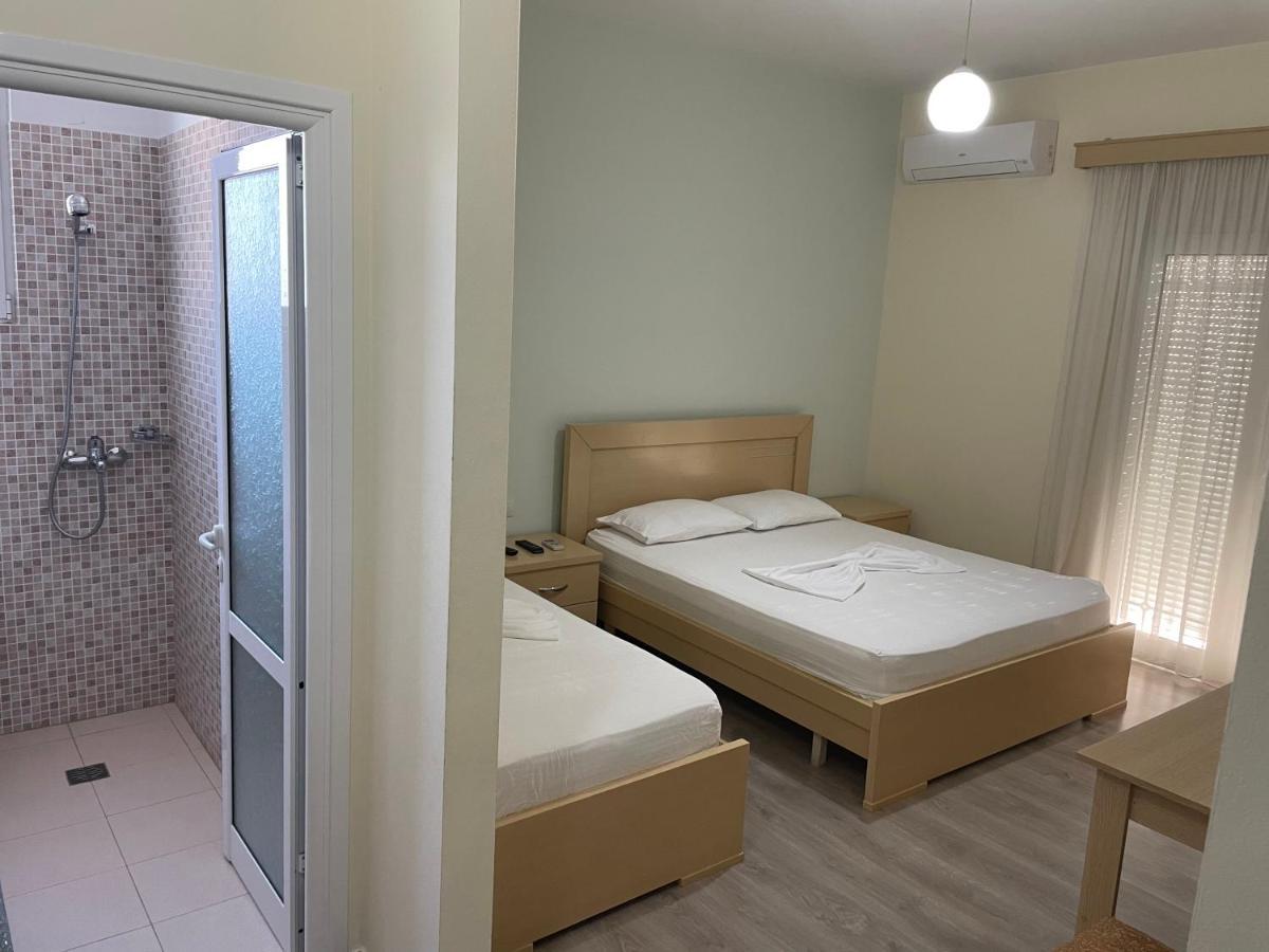 Rent Rooms Kapri Pogradec Exterior foto