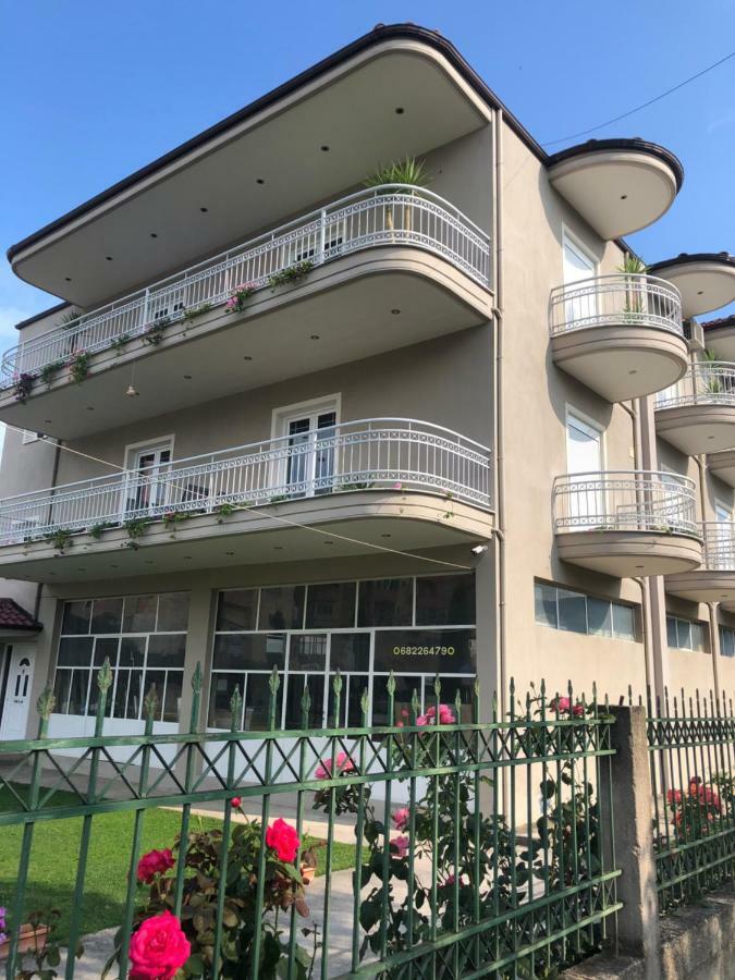 Rent Rooms Kapri Pogradec Exterior foto